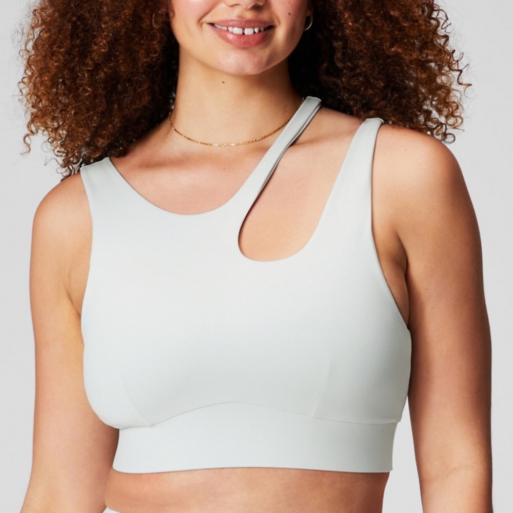 Fabletics - Callie Medium Impact Sports Bra